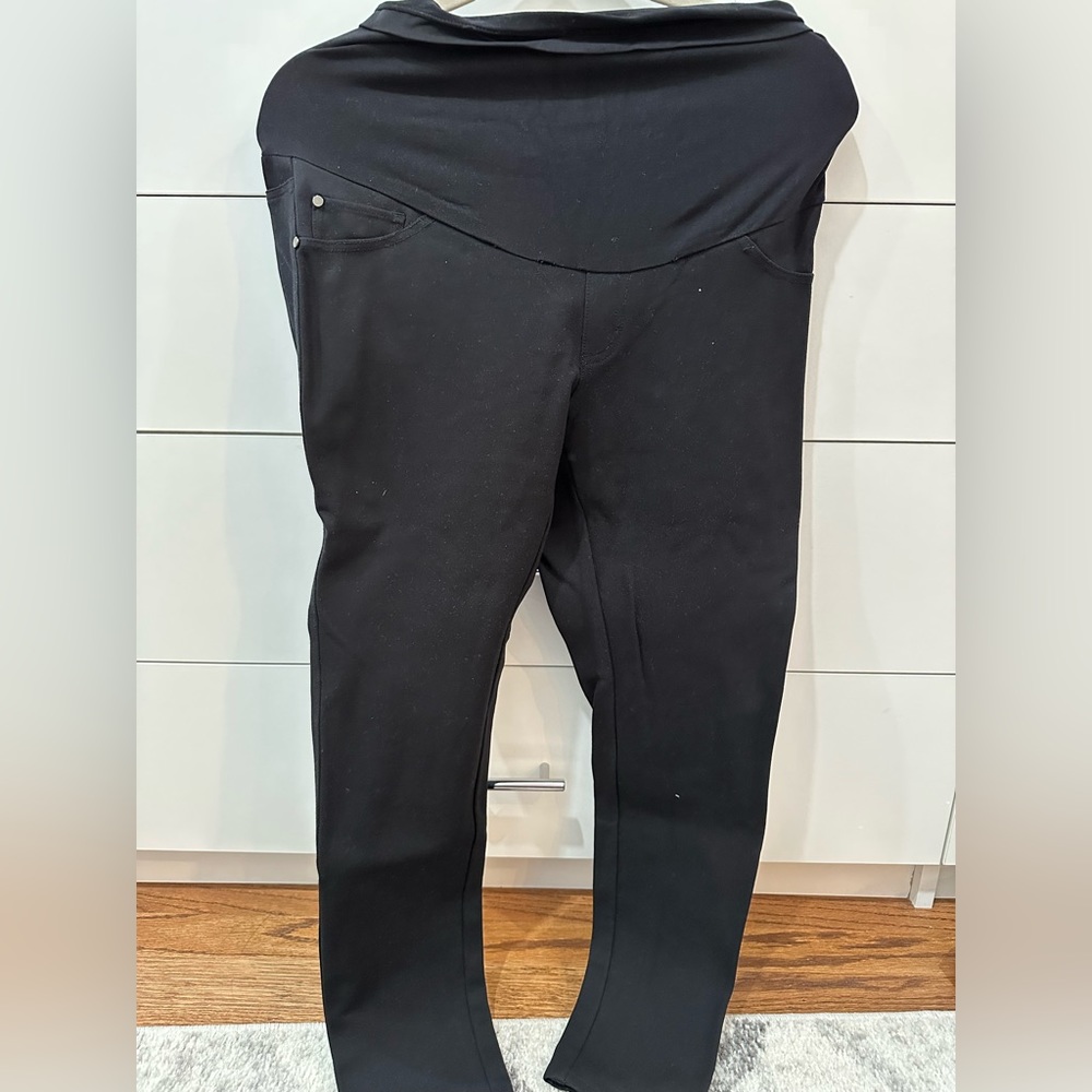 A Pea in the Pod Maternity Pants Size L